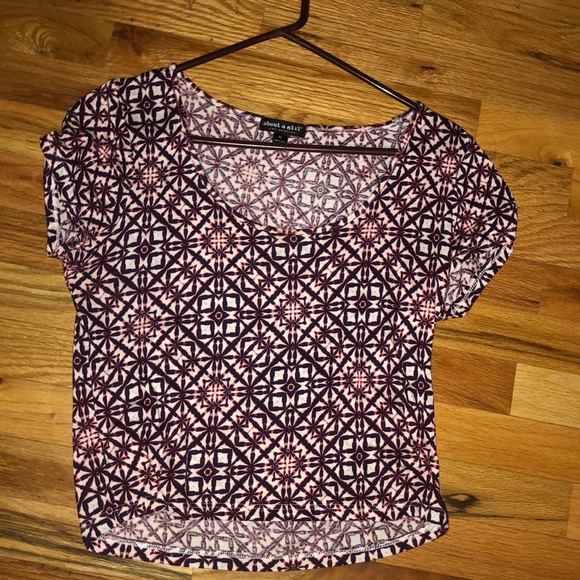 Women’s Tee - Picture 1 of 3